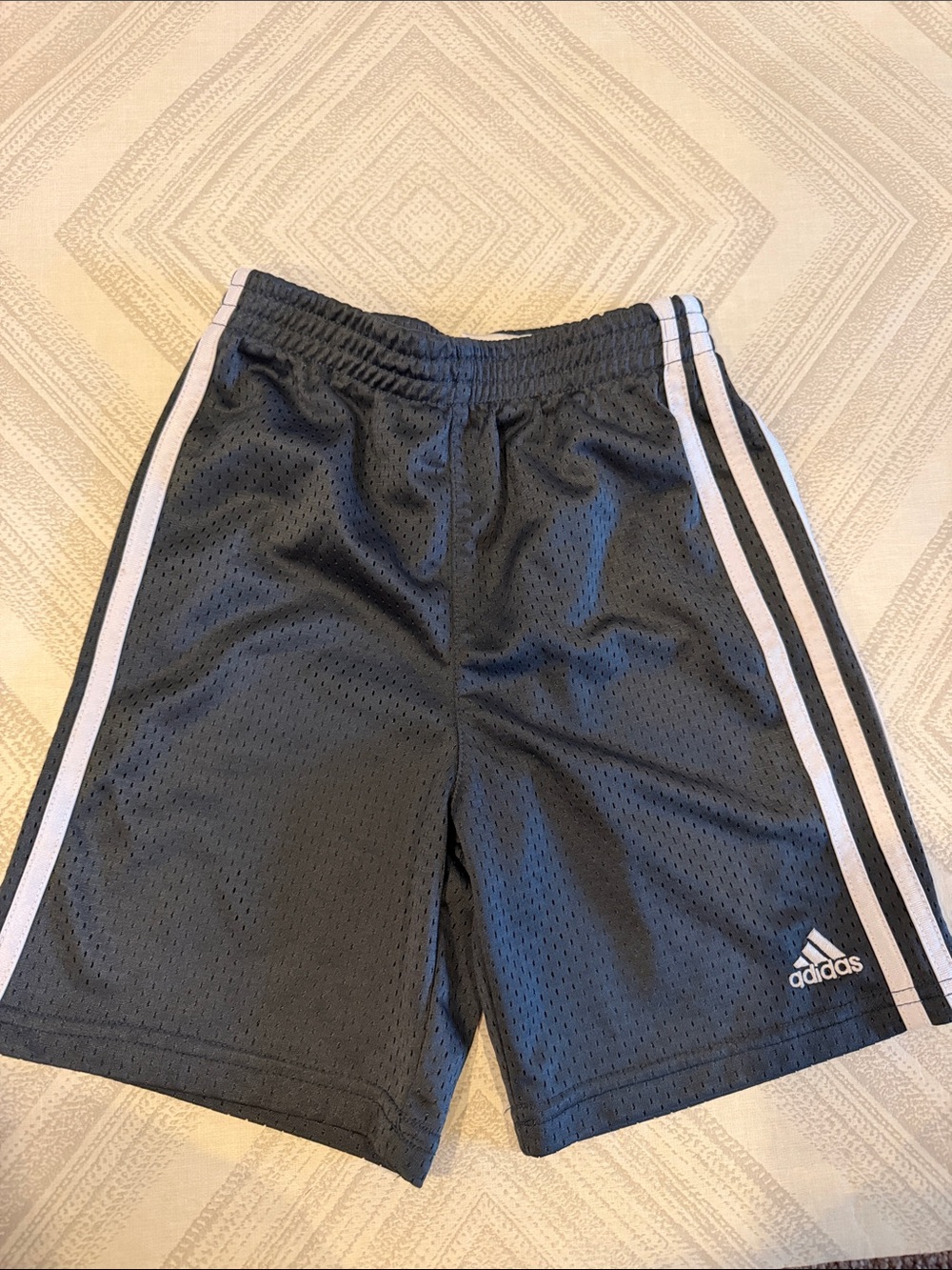Adidas Boys Athletic Shorts Size 5 Dark Gray Gray Stripe Logo